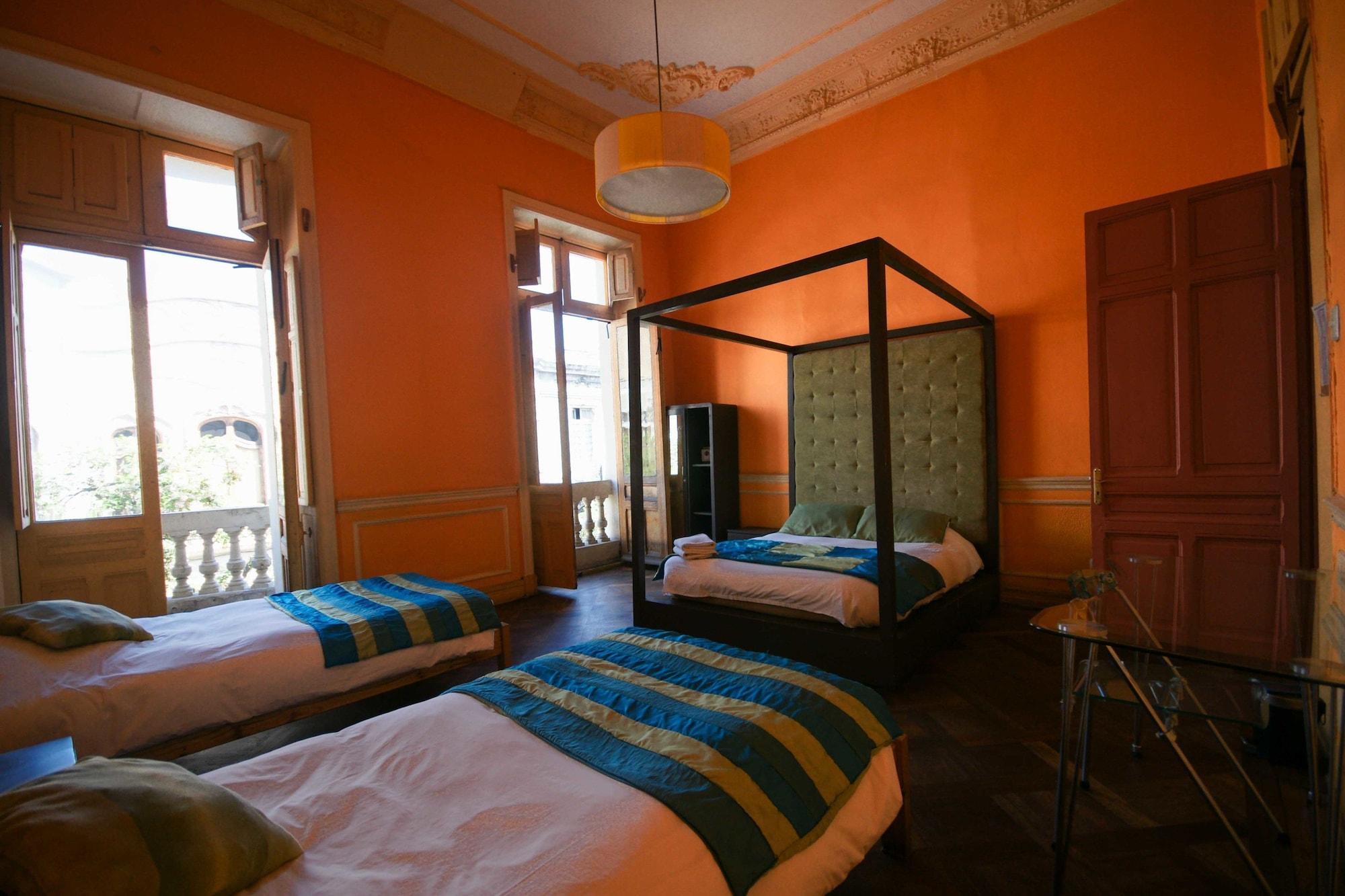 Happy House Hostel Santiago de Chile Bagian luar foto