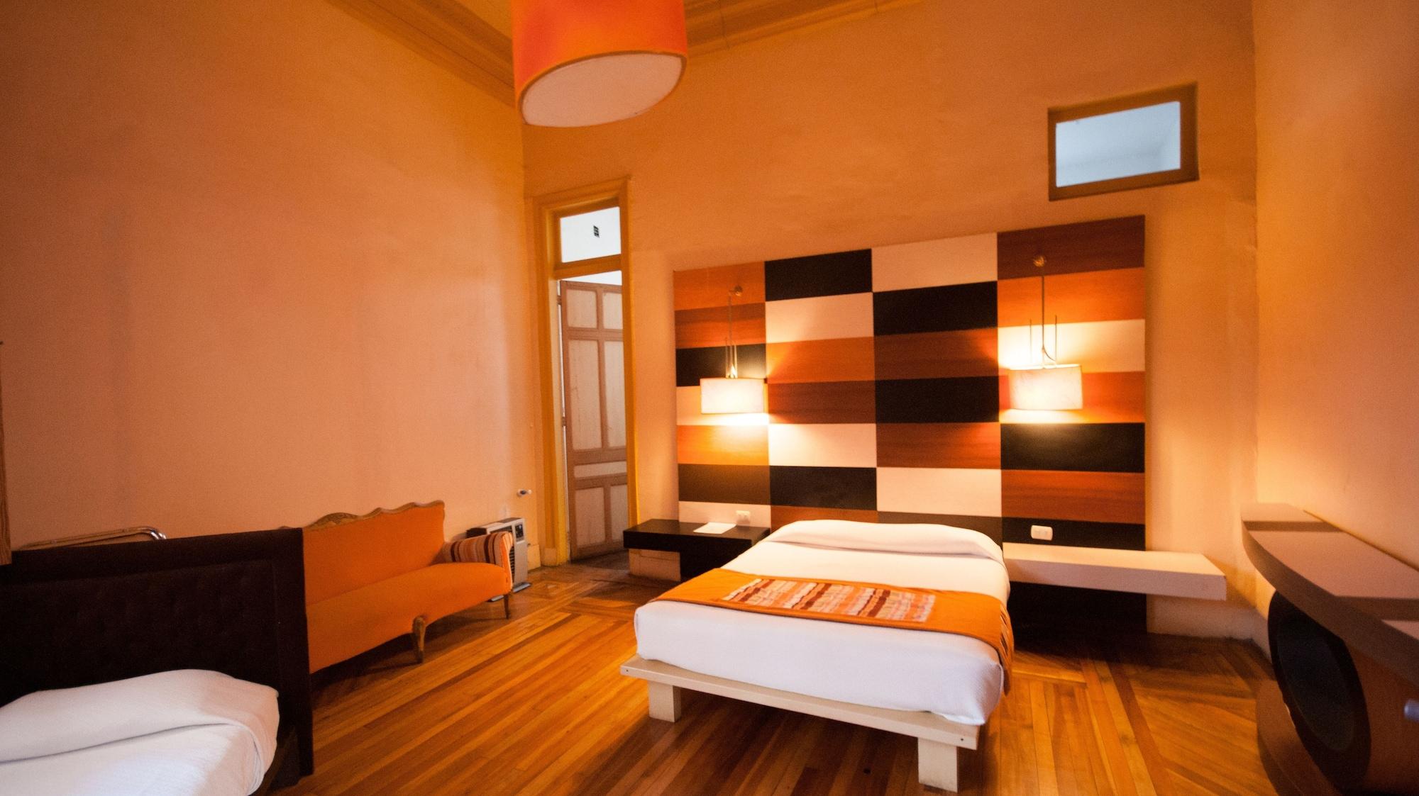 Happy House Hostel Santiago de Chile Bagian luar foto