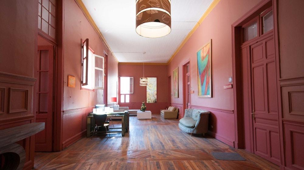 Happy House Hostel Santiago de Chile Bagian luar foto