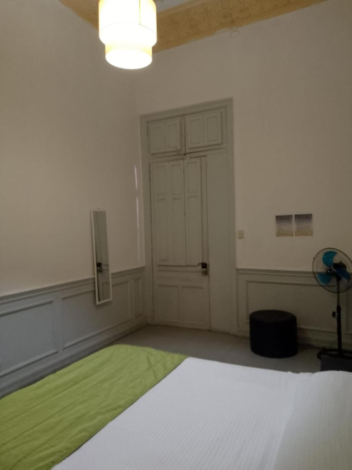 Happy House Hostel Santiago de Chile Bagian luar foto