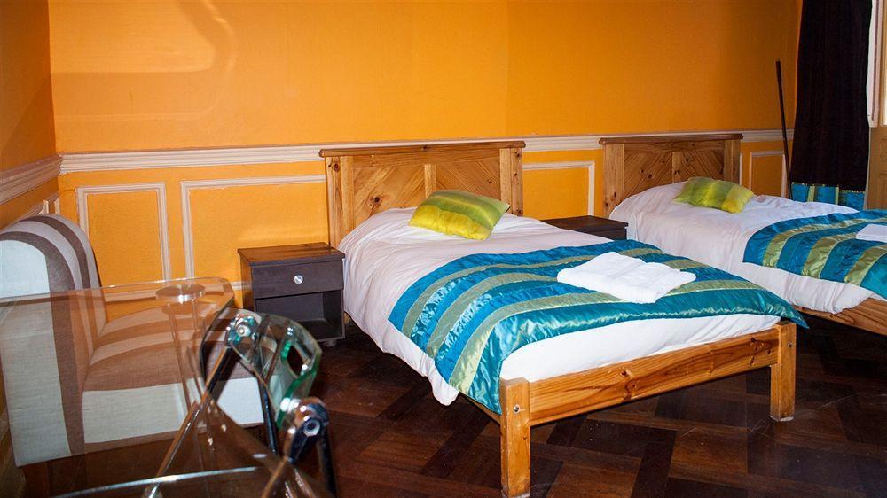 Happy House Hostel Santiago de Chile Bagian luar foto