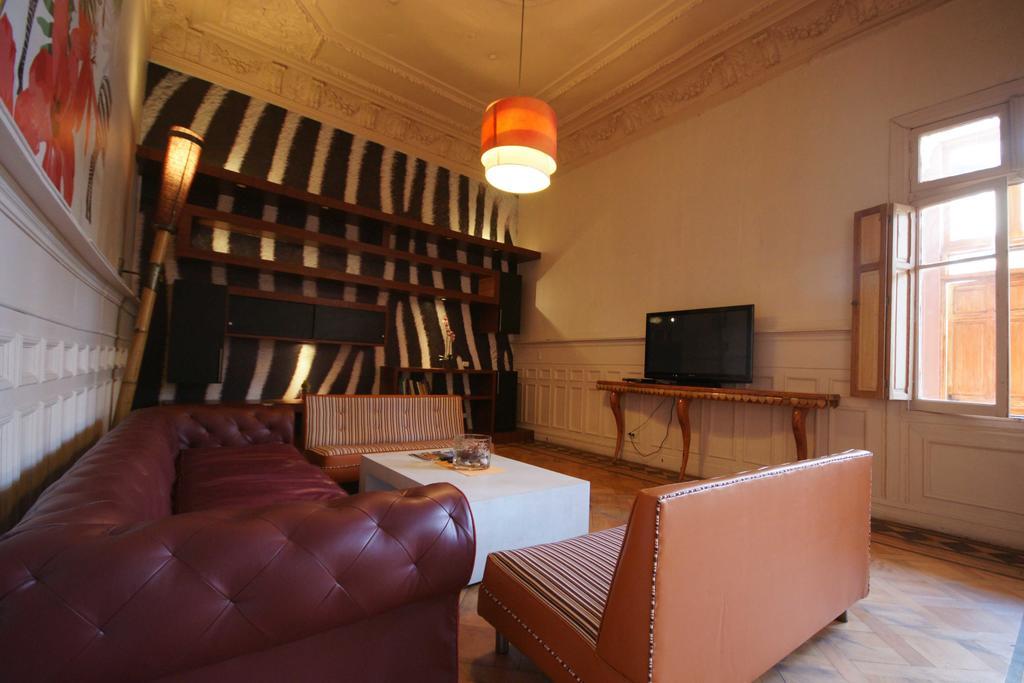 Happy House Hostel Santiago de Chile Bagian luar foto
